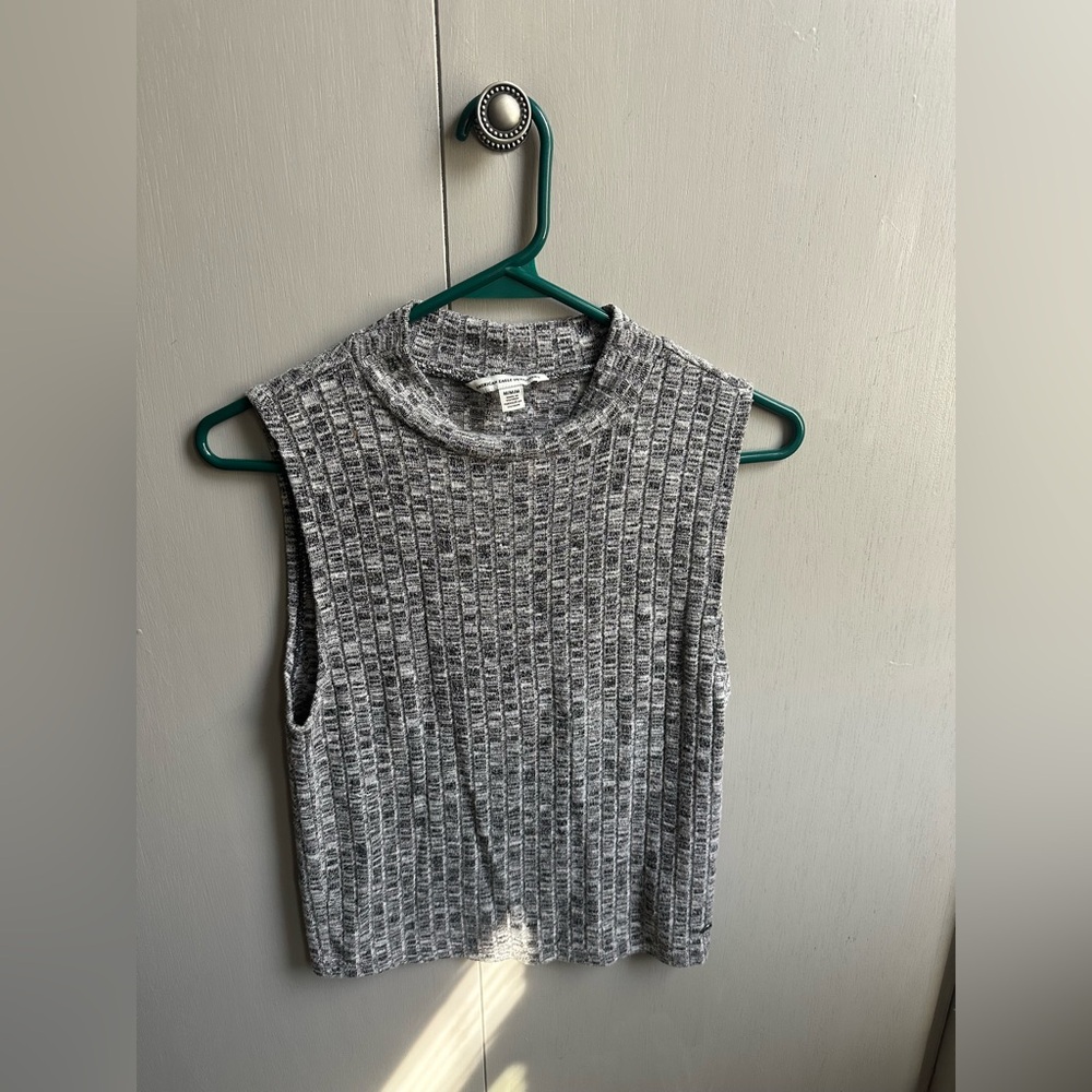 American Eagle Outfitters Charcoal Ribbed Muscle Tee